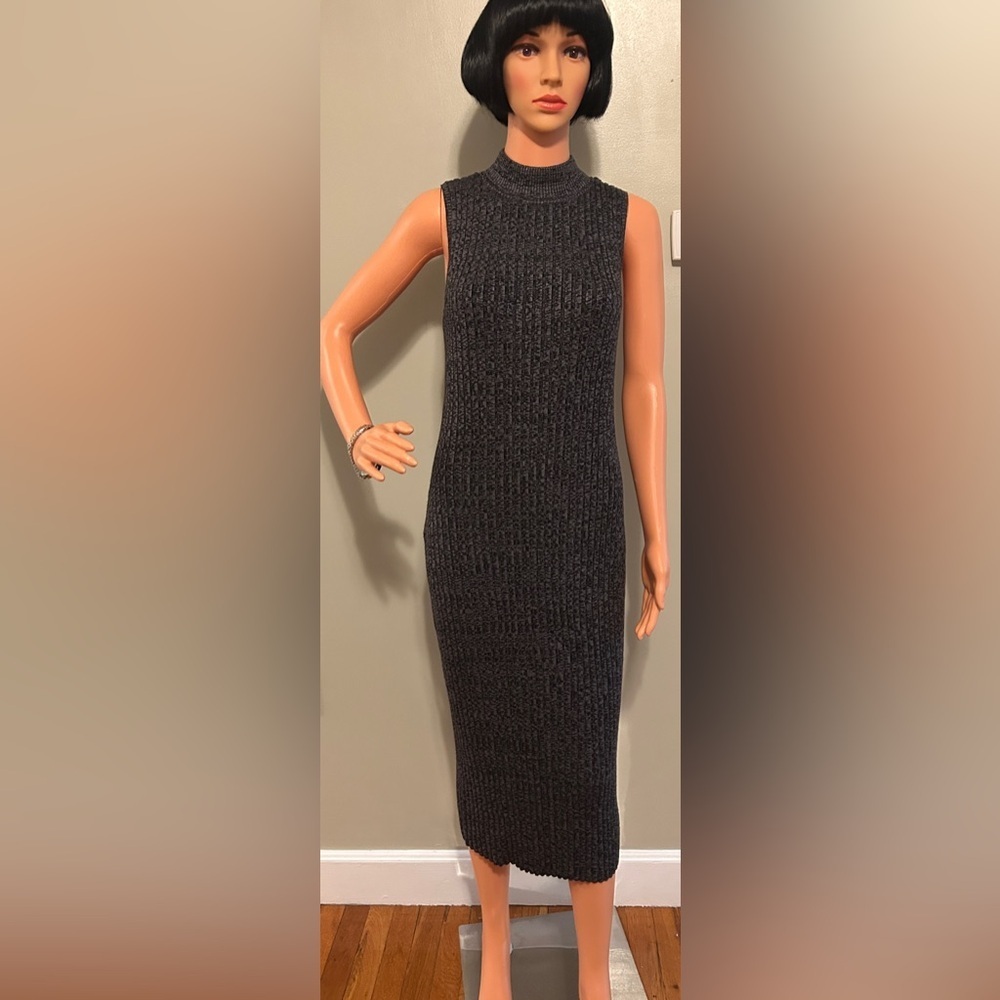 Elegant Black Textured Women's Dress - Picture 9 of 11